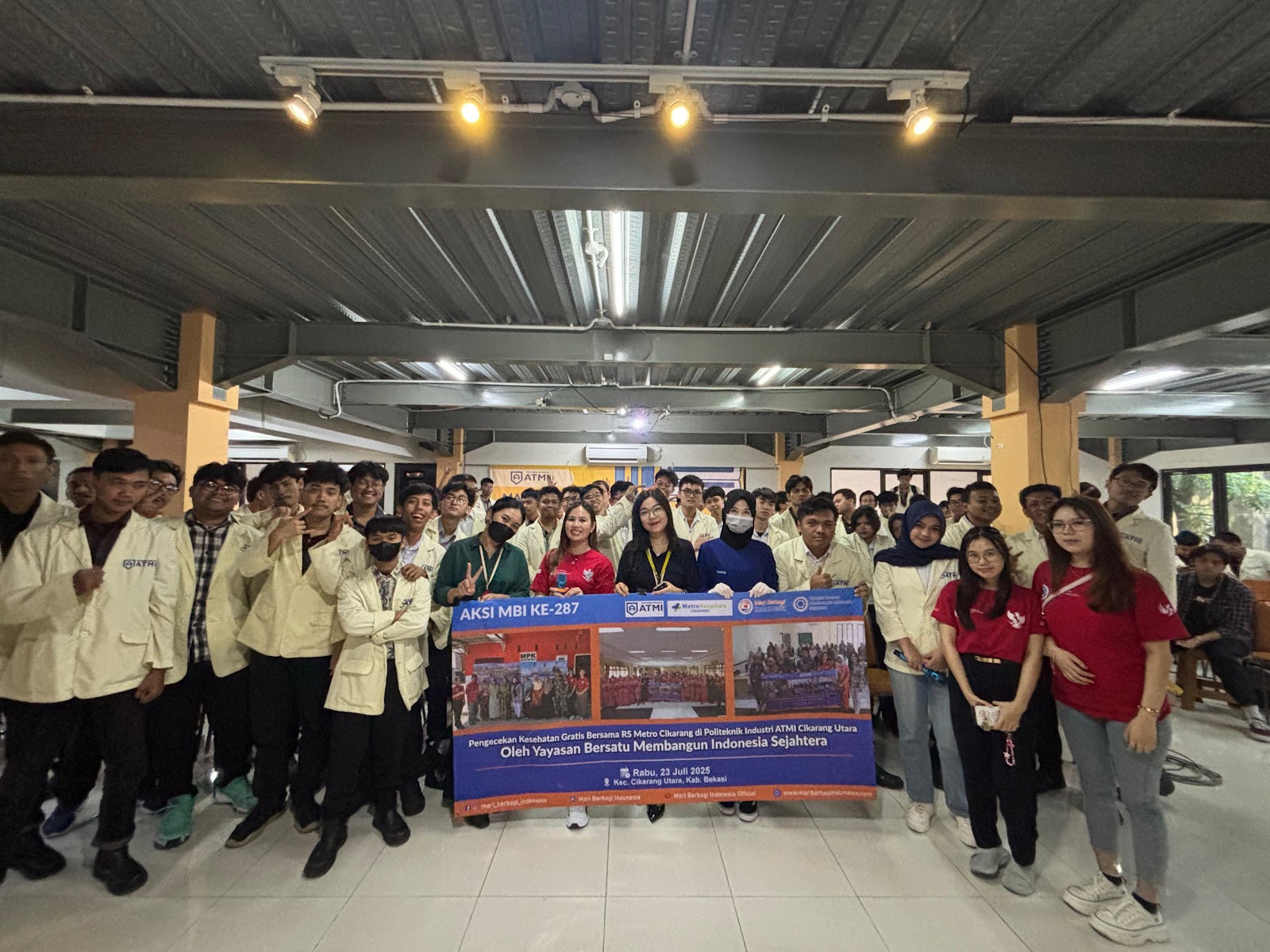 PENGECEKAN KESEHATAN GRATIS BERSAMA RS METRO CIKARANG DI POLITEKNIK INDUSTRI ATMI  CIKARANG UTARA  OLEH YAYASAN BERSATU MEMBANGUN INDONESIA SEJAHTERA